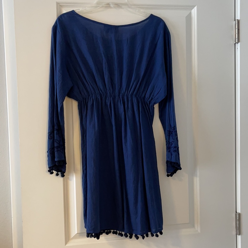 Dress - Picture 2 of 2